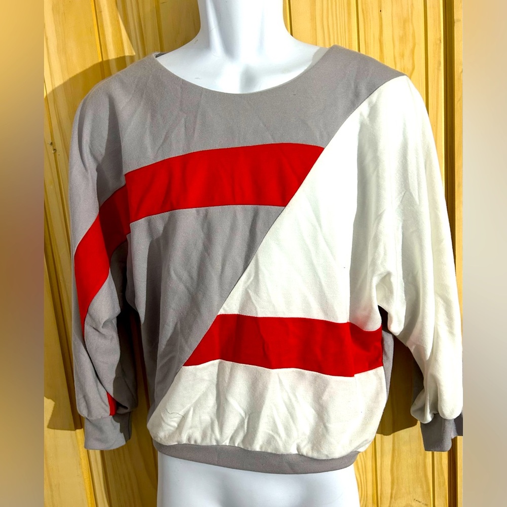 Vintage striped abstract grey red white lightweight sweater sweatshirt 90s